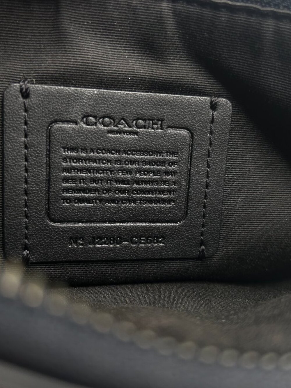 COACH CE682 Holden Crossbody Bag Black Pebble Leather Purse Adjustable Strap - Picture 2 of 12